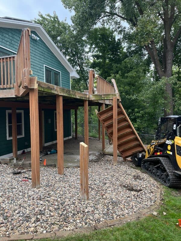 Gallery photos for Deck Remodeling Kickoff in Minnetonka: Image #1