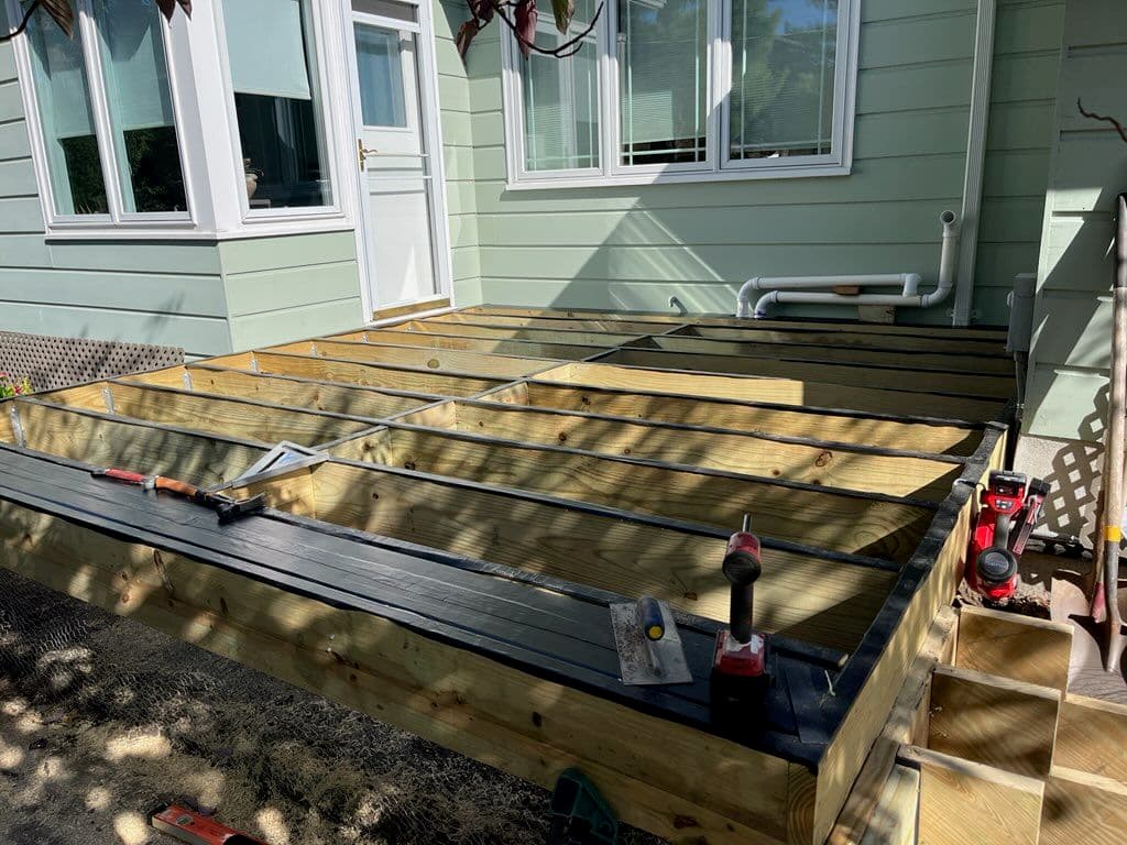 Gallery photos for Creating an Inviting Deck in St Louis Park: Image #1