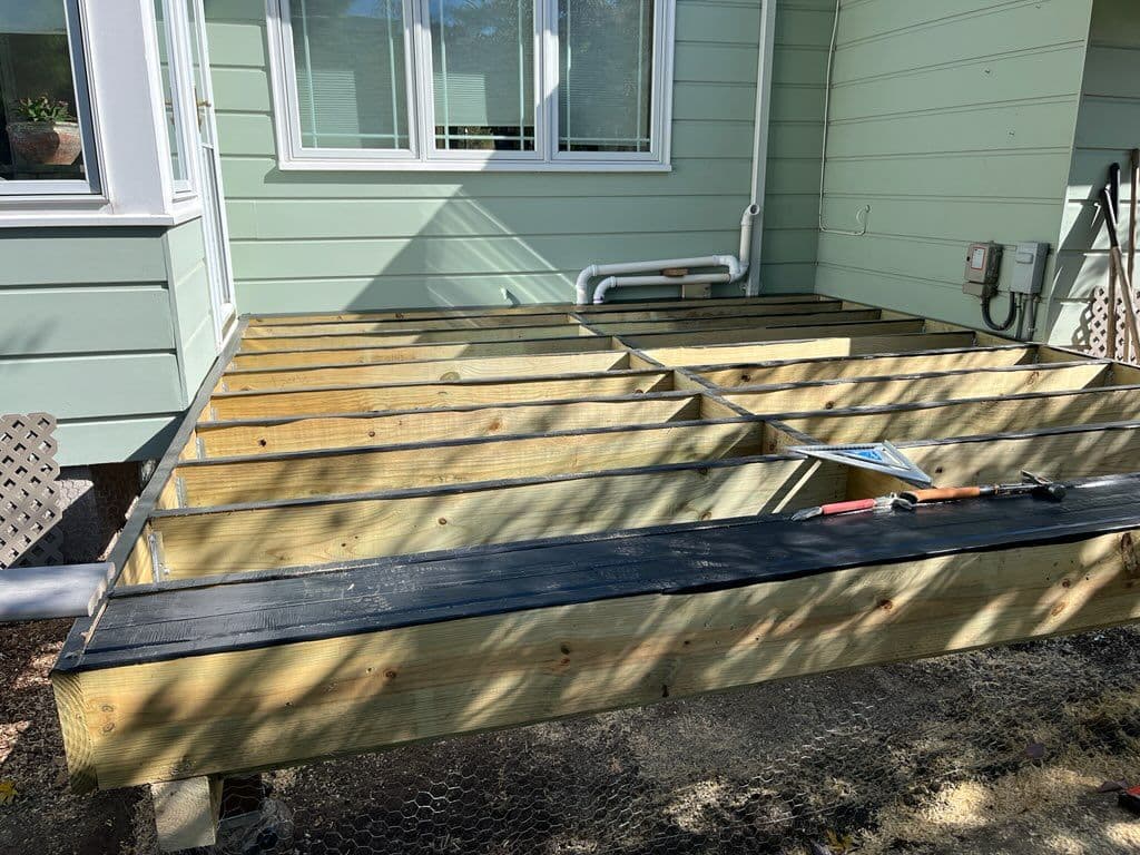 Gallery photos for Creating an Inviting Deck in St Louis Park: Image #2