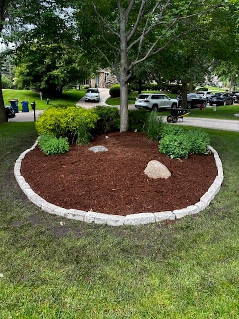 Fon Du Lac Stone Edging Transforms Landscape
