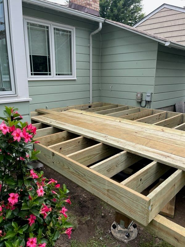 Gallery photos for Premium Floating Deck Framing Completed: Image #1